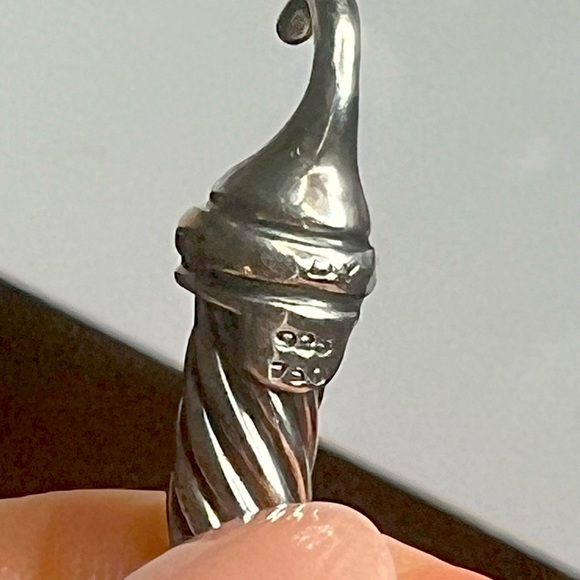 David Yurman Buckle Bracelet.Sterling Silver with 18 K Gold. - Picture 4 of 6